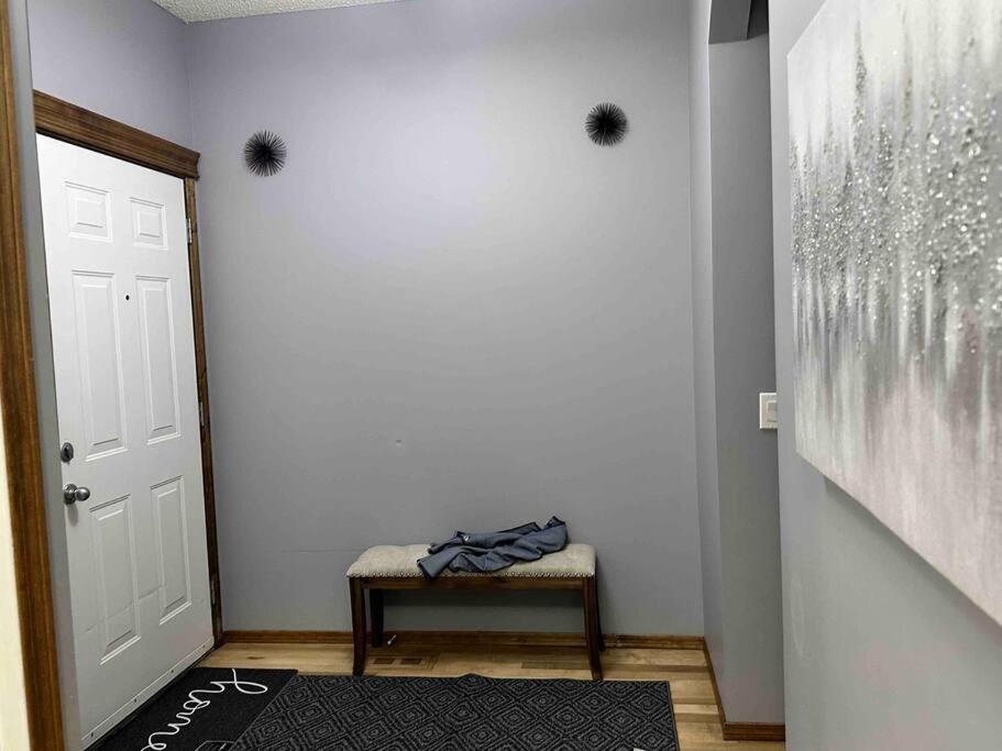 Spacious, 2-story Family-friendly Holiday home *